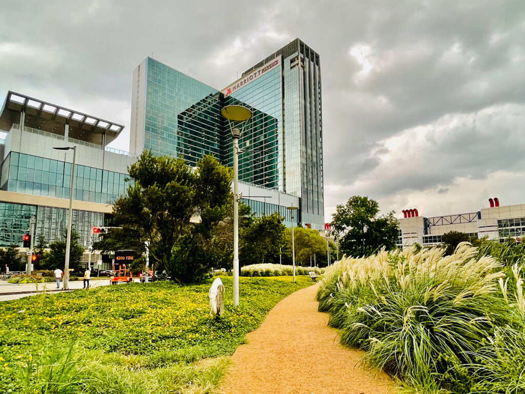 Richmond, TX 9 Discovery Green