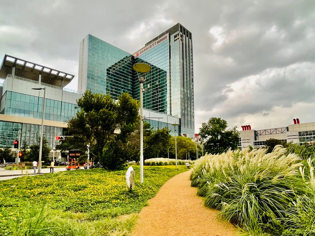 Bellaire, TX 9 Discovery Green